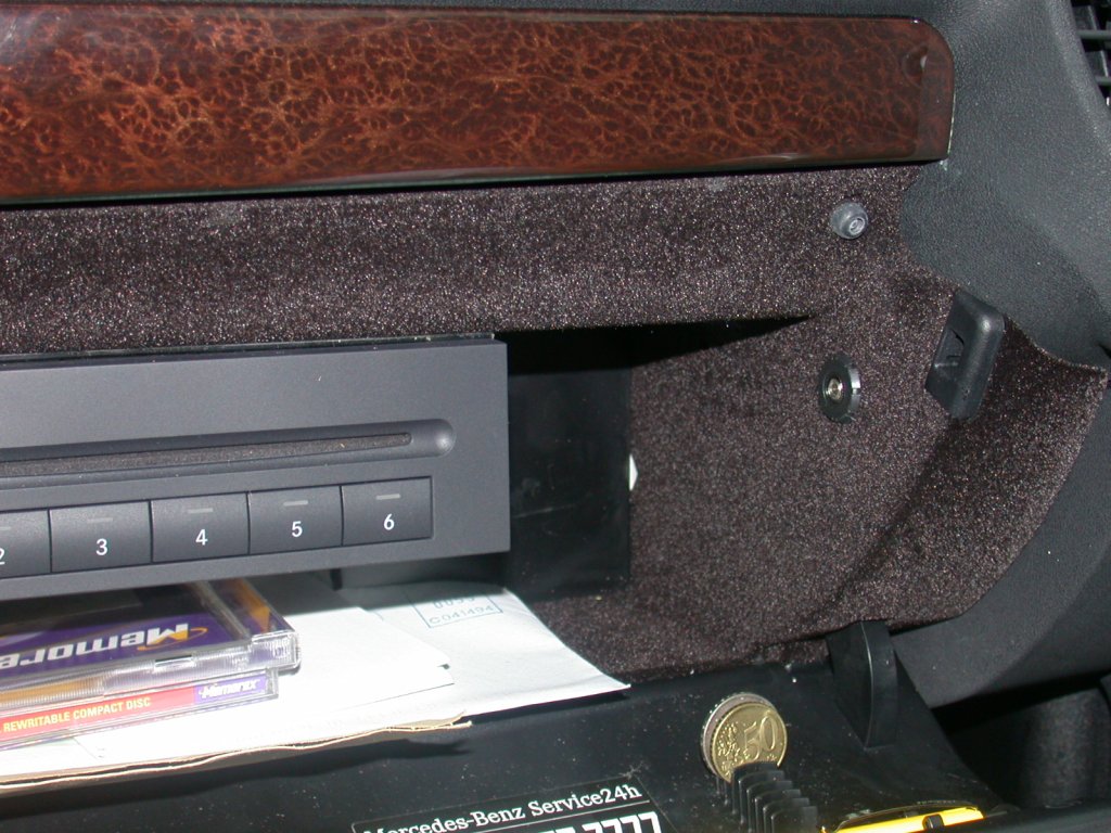 Glove Box differences from Region to region? MercedesBenz Forum