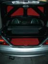 Neue Kofferraumabdeckung fr LPG Radmuldentank mit roten Teppich-Design