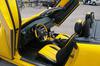 Blick ins Innere - SCHWARZ-GELB - Blick ins Innere - SCHWARZ-GELB -