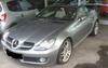 So habe ich meinen neuen SLK 280 beim Händler zum ersten mal gesehen. Außenfarbe Palladiumsilber Metallic und graue Nappa Semianilin Lederausstattung. So habe ich meinen neuen SLK 280 beim Händler zum ersten mal gesehen. Außenfarbe Palladiumsilber Metallic und graue Nappa Semianilin Lederausstattung.