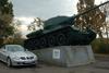 SLK meets alten russischen T34 in der ungarischen Hortobagy Puszta SLK meets alten russischen T34 in der ungarischen Hortobagy Puszta